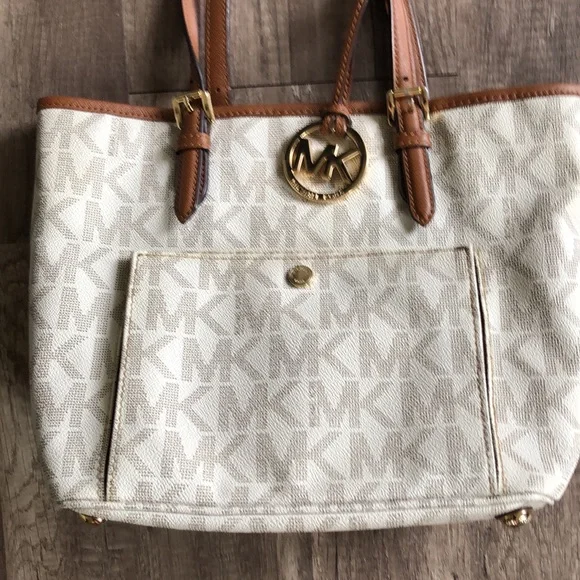 Michael Michael Kors Logo Print Shoulder Bag Creme and Brown - Picture 3 of 13